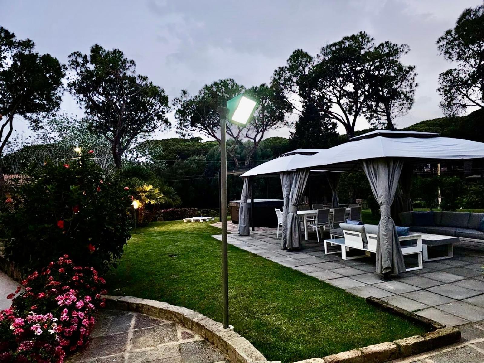 Beachfront Marina Villa *